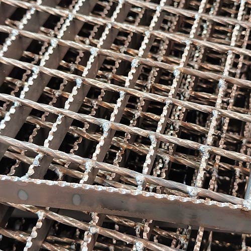 G323/30/100異形鋼格板鋼格柵板的技術參數(shù)