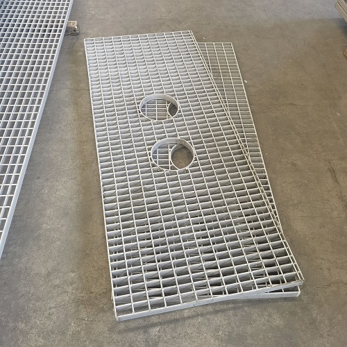 鋼格板表面處理方式對比：噴漆、鍍鋅、不銹鋼哪種更耐用？