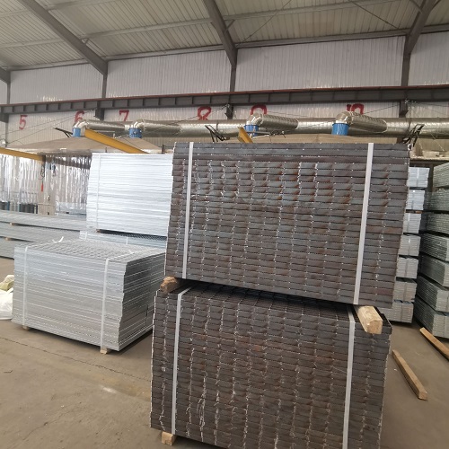 加油站鋼格柵：防爆、防靜電的安全解決方案