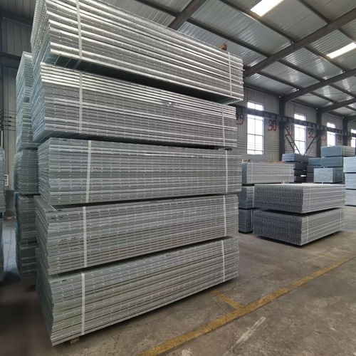 你以為它只是工廠標(biāo)配？鋼格柵的創(chuàng)意變身太驚艷了