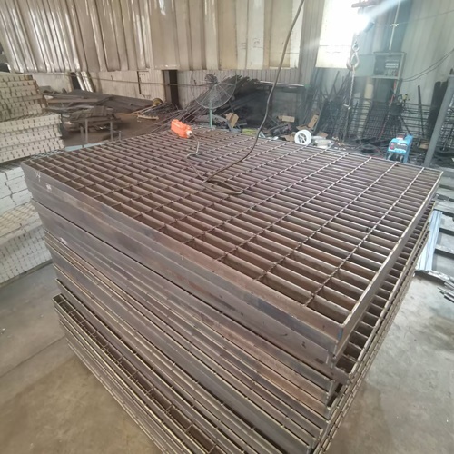 別再亂花錢了！選對(duì)鋼格柵真的能省不少