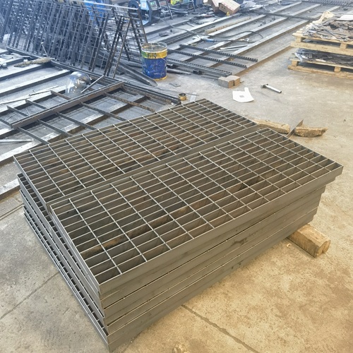 不同場景下鋼格板選型指南，照著買不踩雷