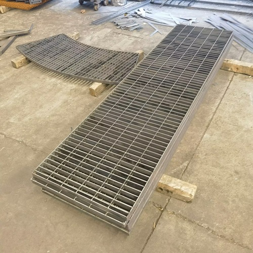 不止工程用！鋼格板在數(shù)據(jù)中心地板的驚艷應(yīng)用