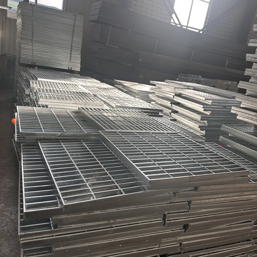 鋼格板選型別只看價格，這4個硬指標(biāo)才關(guān)鍵