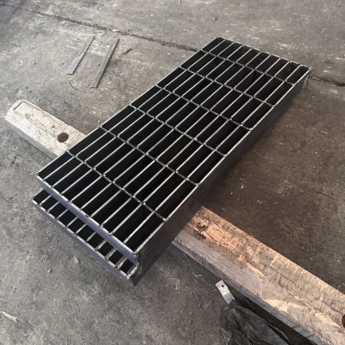 鋼格板在極端環(huán)境下的表現(xiàn)，穩(wěn)到超出預(yù)期