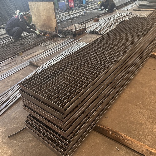 原來這才是鋼格板的真實(shí)實(shí)力，工程人都在夸