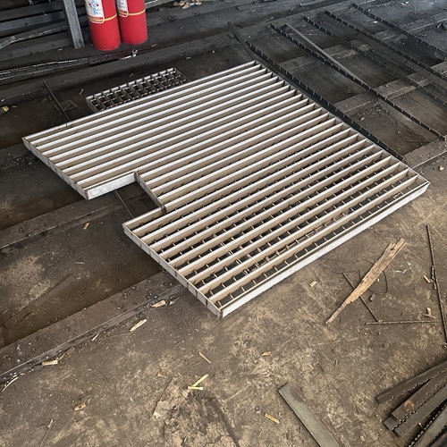 鋼格板尺寸定制這些細(xì)節(jié)不能忽視