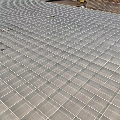 脫硫塔內(nèi)鋼格板用途及耐高溫性能