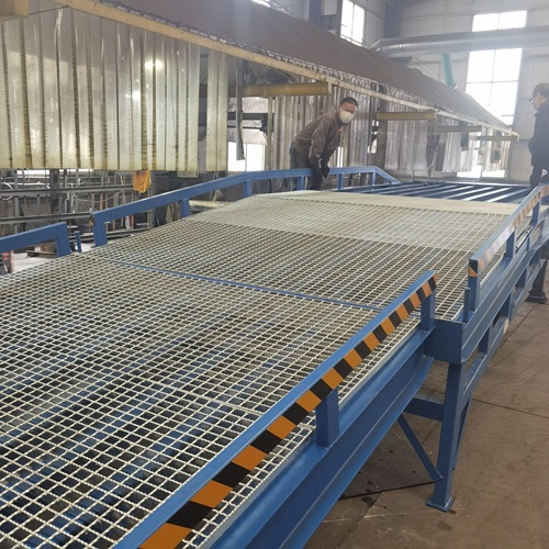 源頭鋼格板工廠直供優(yōu)勢與質(zhì)量保障